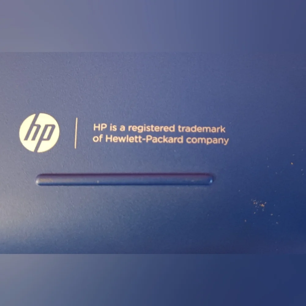 𝑯𝑷 𝑩𝒍𝒖𝒆 𝑳𝒂𝒑𝒕𝒐𝒑 𝟏𝟑.𝟑